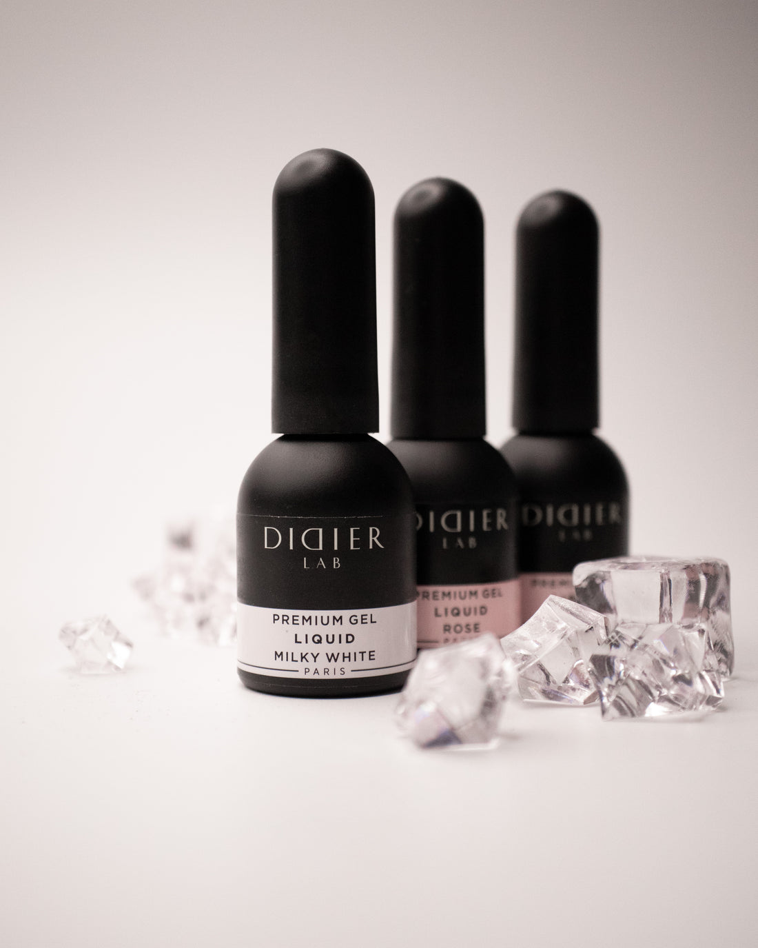 SCOPRI IL PREMIUM LIQUID GEL – L’INNOVATIVO GEL COSTRUTTORE IN BOCCETTA!