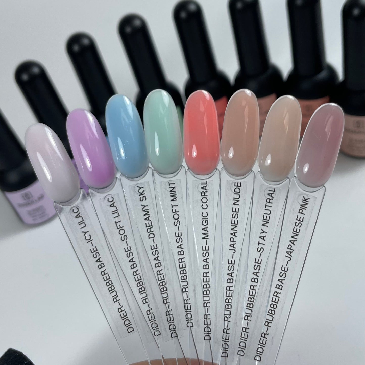 Base semipermanente, HEMA & TPO free, Rubber base, soft mint, 10ml
