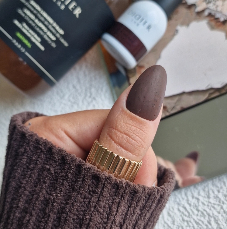 Smalto semipermanente, Macarons, 82% Negro, TPO & HEMA free, Didier Lab, 10ml