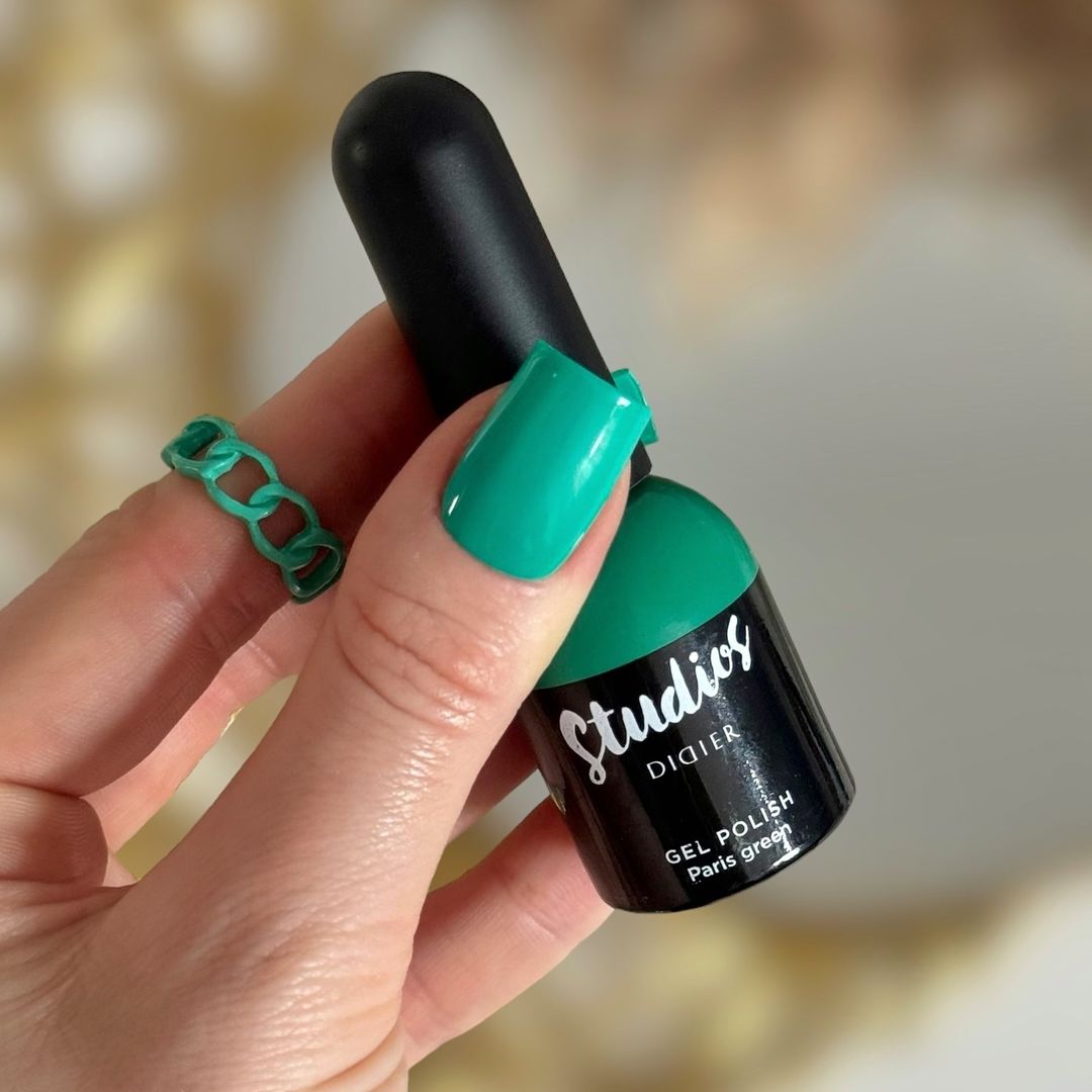 Smalto semipermanente, Studios, Paris green, 8ml