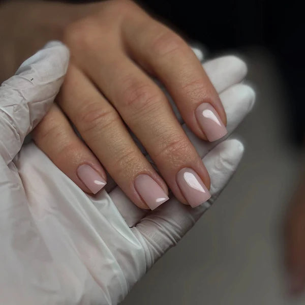 Set manicure effetto “soap nails” con Polygel, BBIO e Top Coat Slim Fit